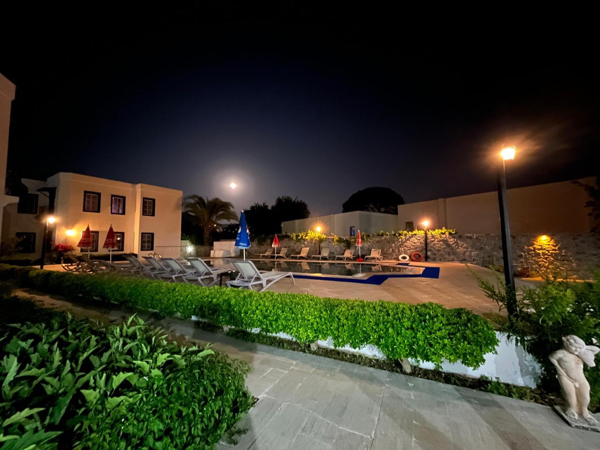 يالِكافاك Ege Apartments المظهر الخارجي الصورة